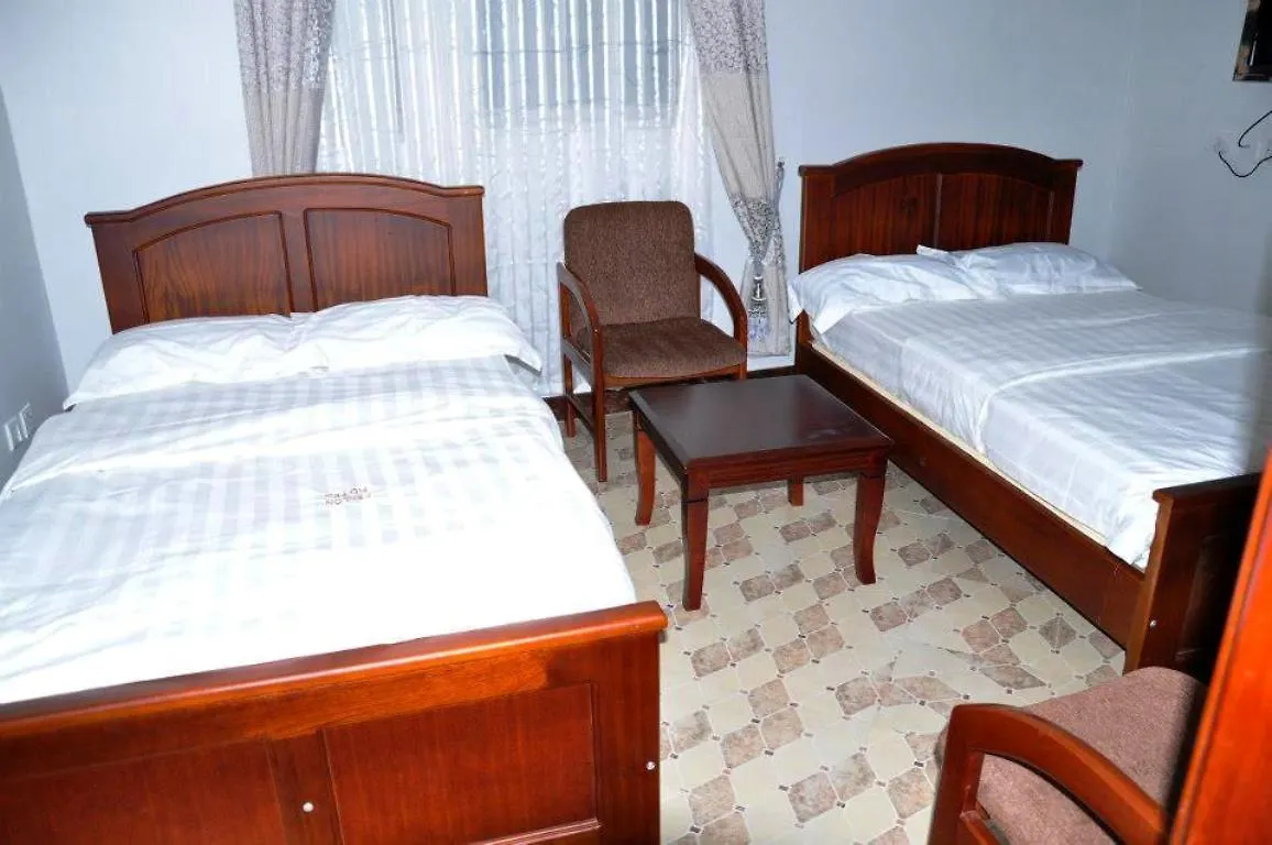 Super Paradise Hotel Кампала