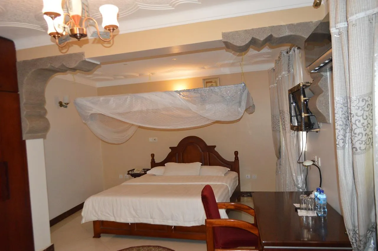 Super Paradise Hotel Кампала