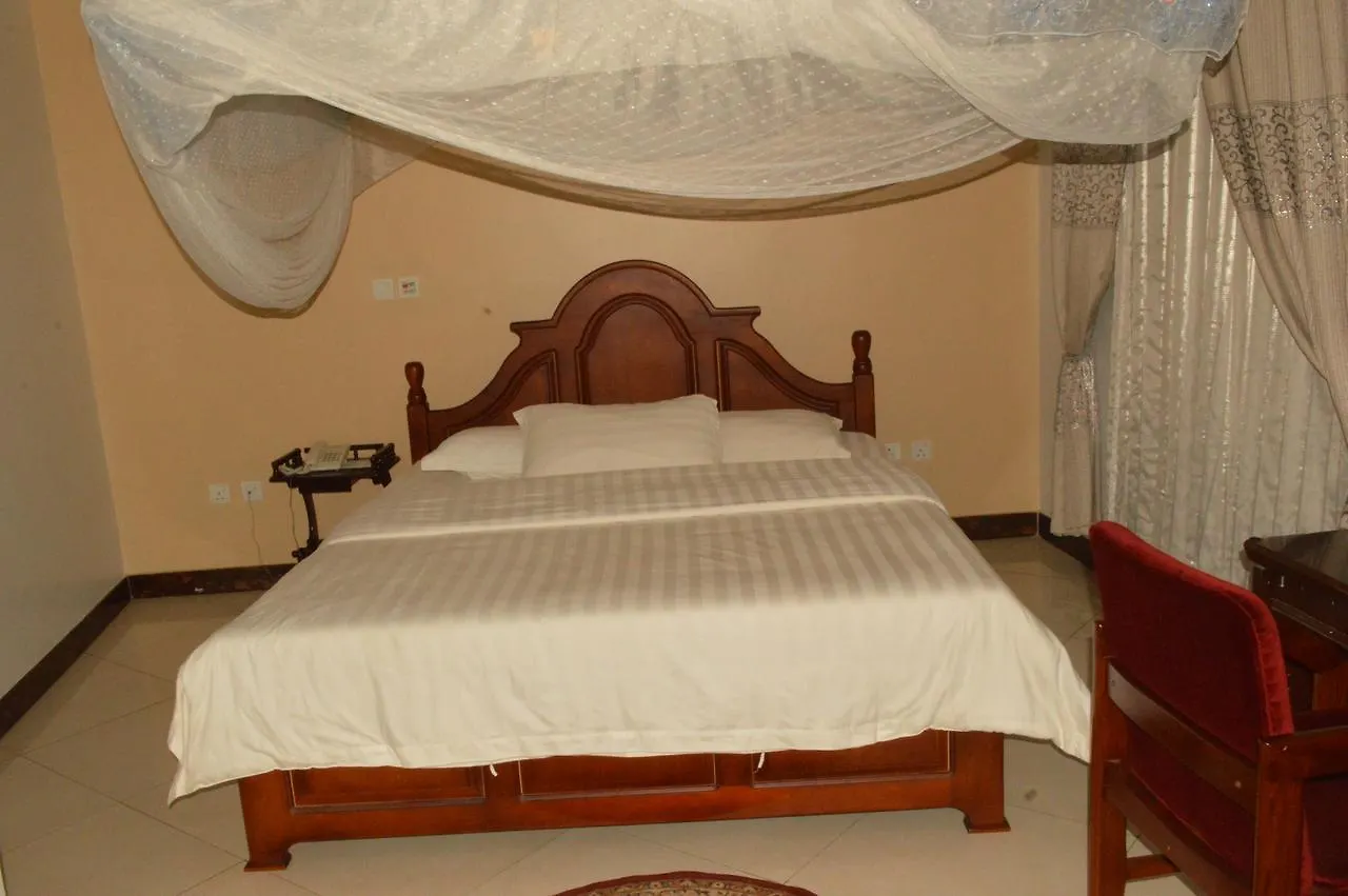 Super Paradise Hotel Кампала