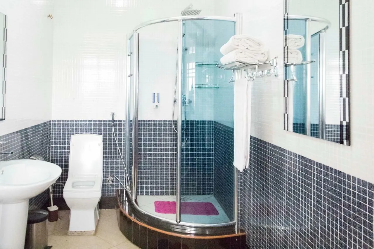 Super Paradise Hotel Кампала